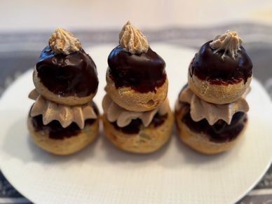 Mocha Religieuses (Religieuses au Café)